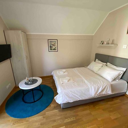 Mipet Apartmani Zlatibor Zewnętrze zdjęcie