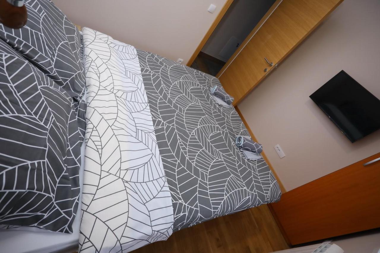 Mipet Apartmani Zlatibor Zewnętrze zdjęcie