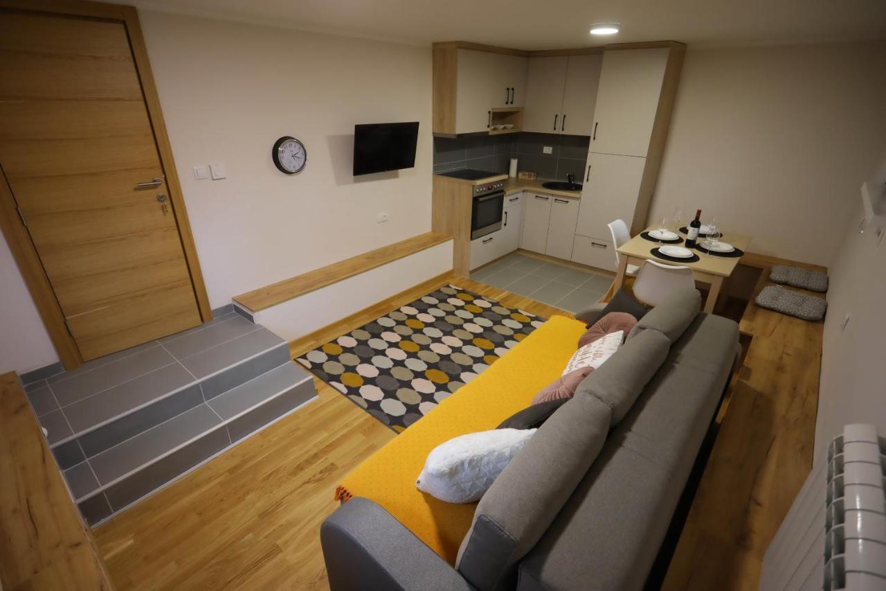 Mipet Apartmani Zlatibor Zewnętrze zdjęcie