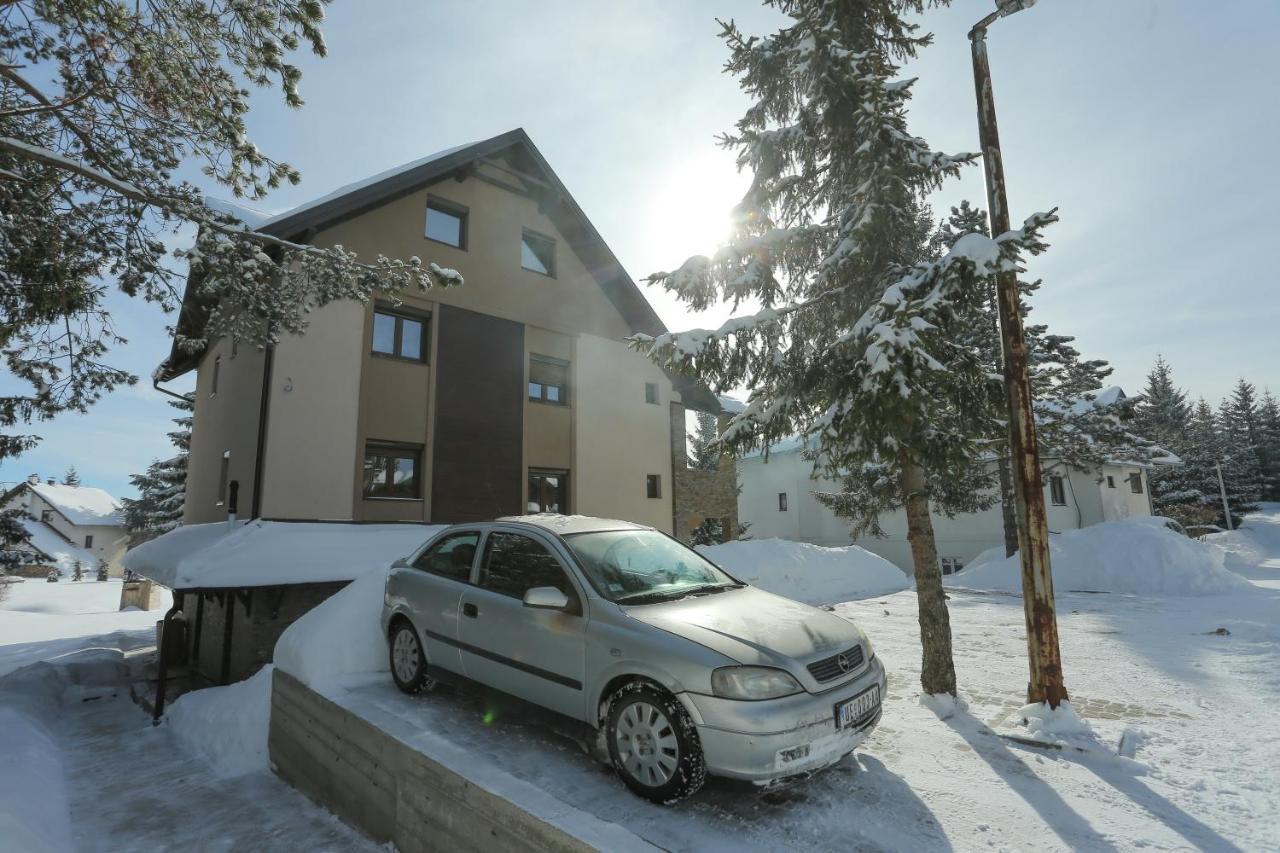 Mipet Apartmani Zlatibor Zewnętrze zdjęcie