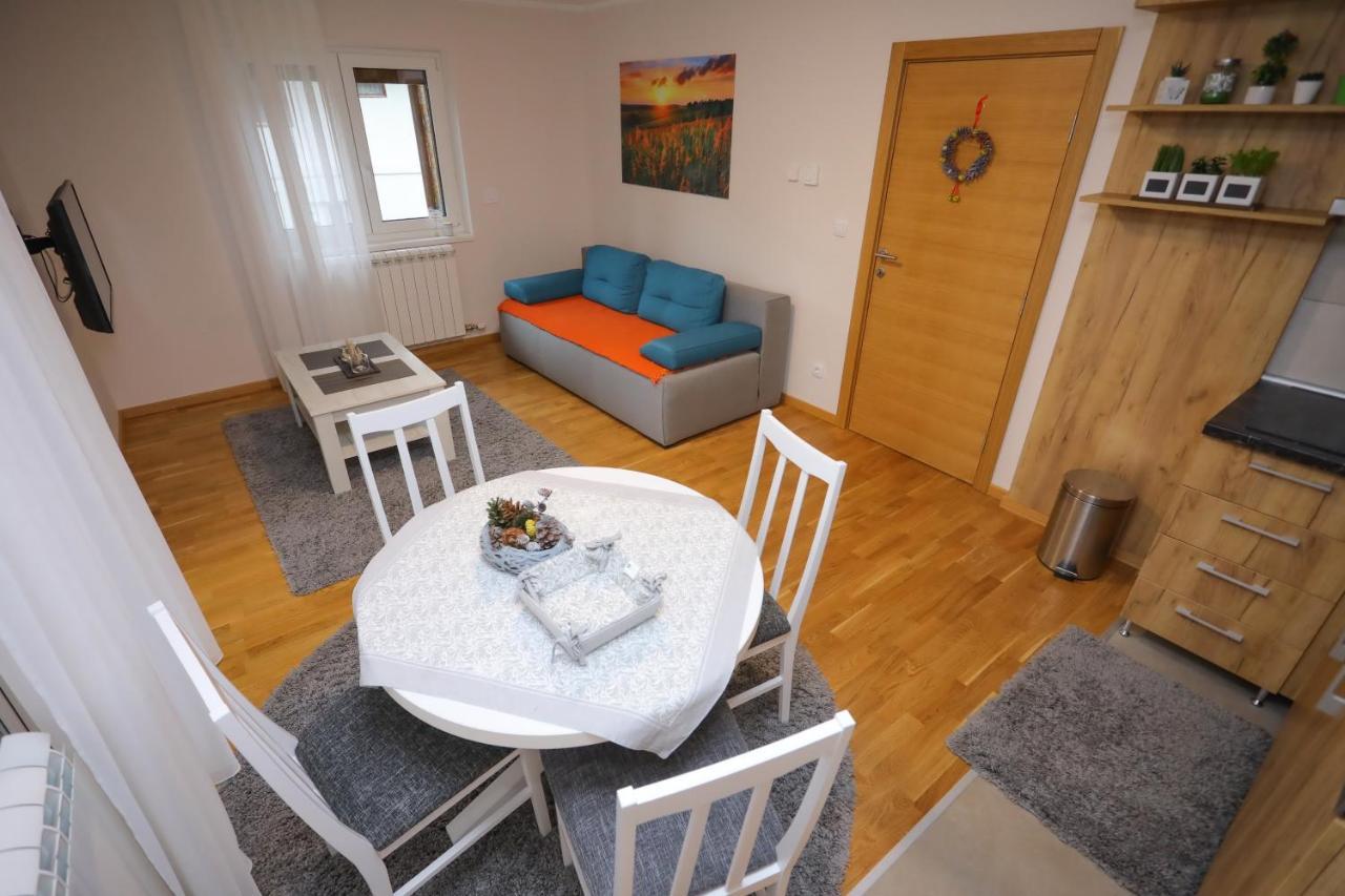 Mipet Apartmani Zlatibor Zewnętrze zdjęcie