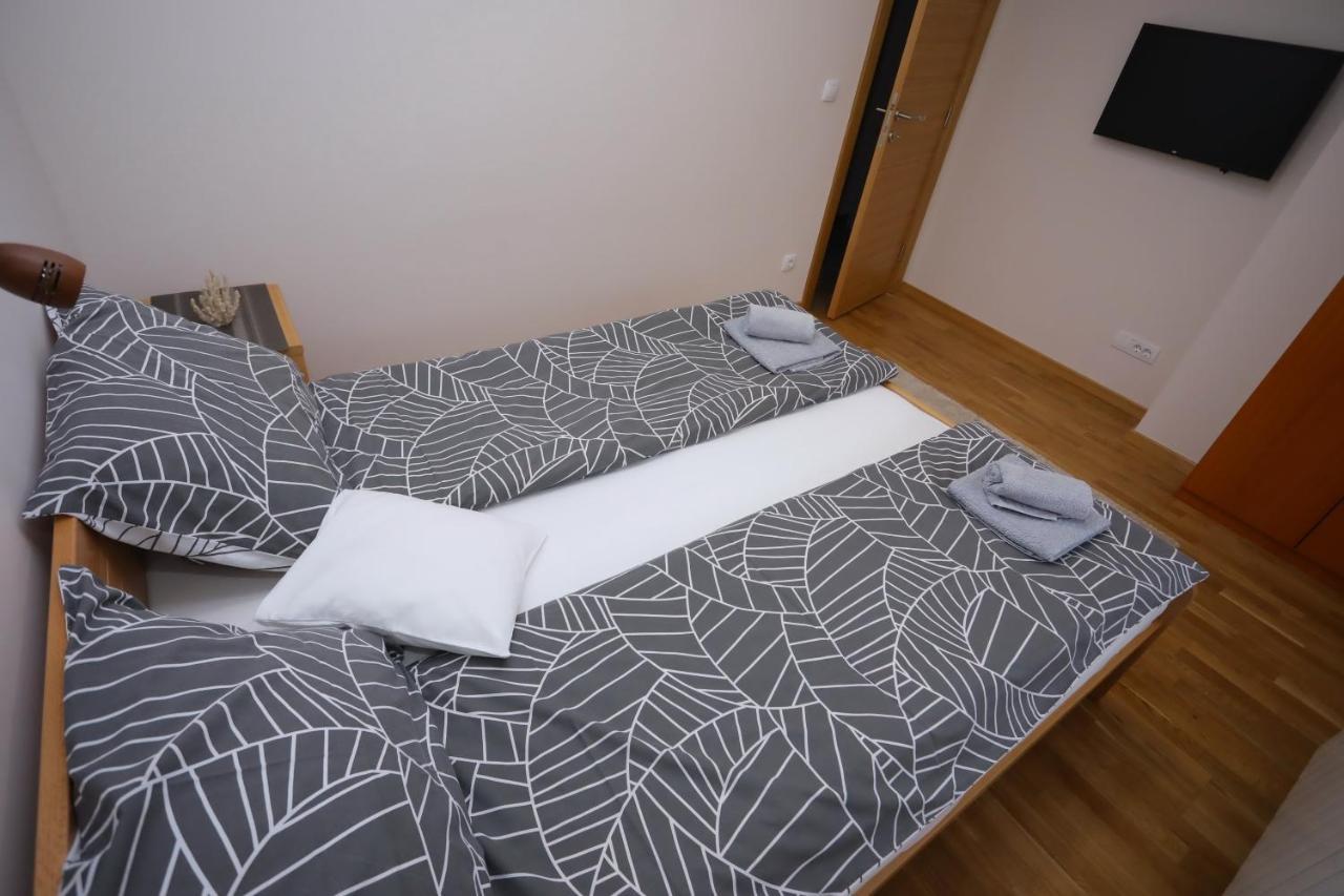 Mipet Apartmani Zlatibor Zewnętrze zdjęcie