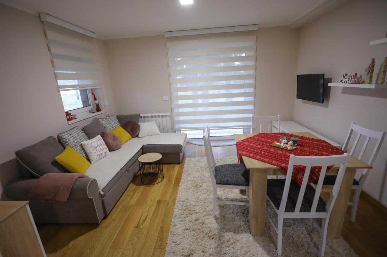 Mipet Apartmani Zlatibor Zewnętrze zdjęcie