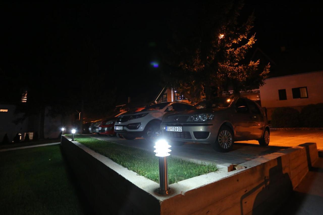 Mipet Apartmani Zlatibor Zewnętrze zdjęcie
