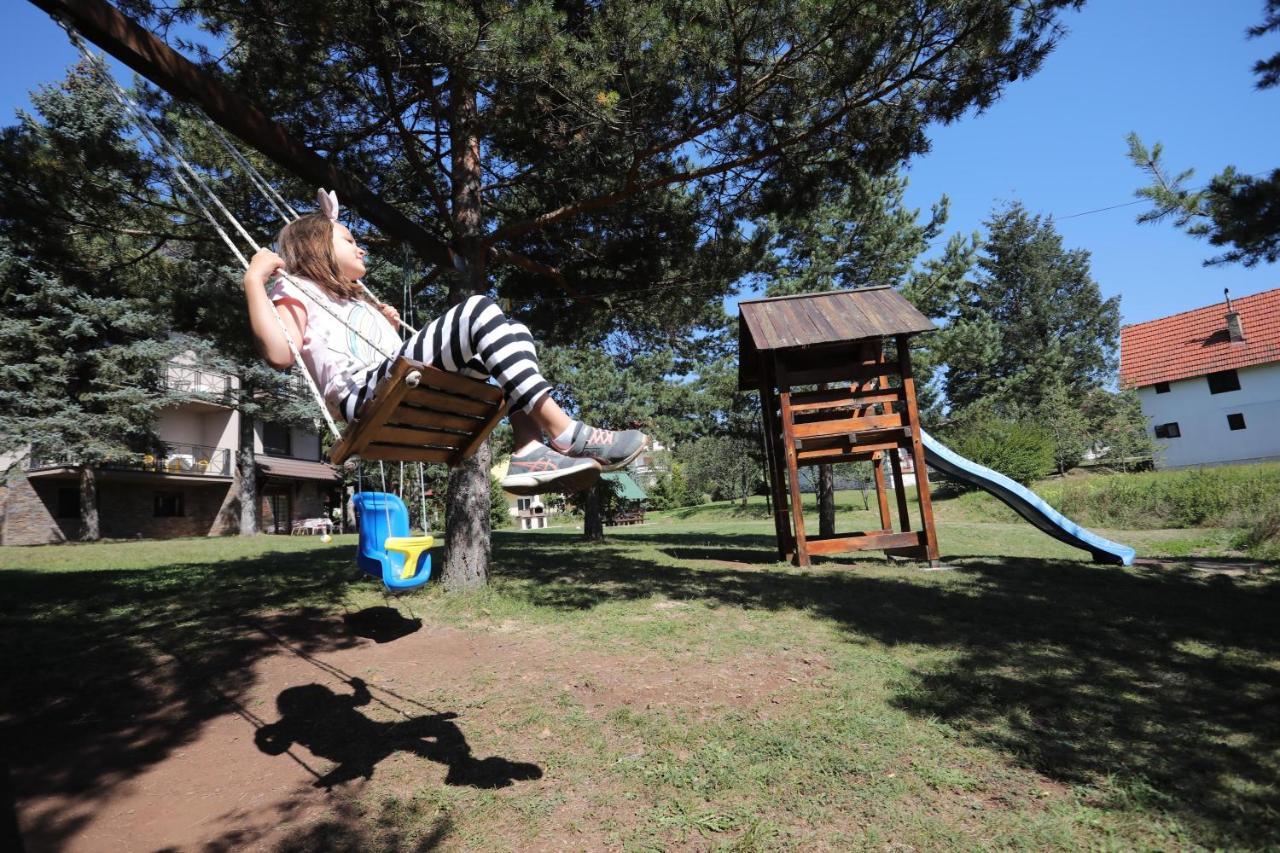 Mipet Apartmani Zlatibor Zewnętrze zdjęcie