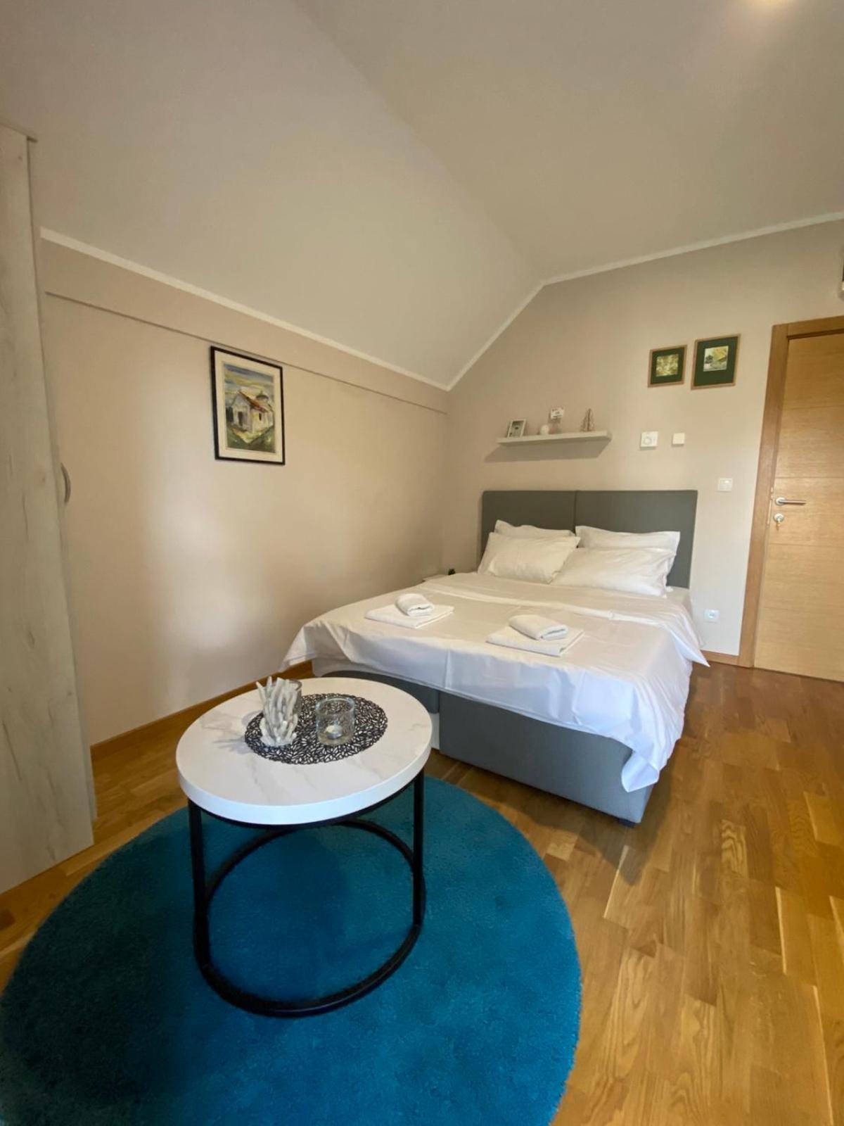 Mipet Apartmani Zlatibor Zewnętrze zdjęcie